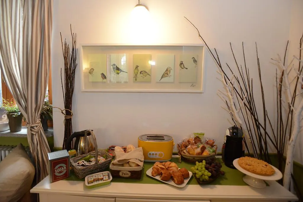 Bed & Breakfast Il Pettirosso B&B Certosa di Pavia Italy