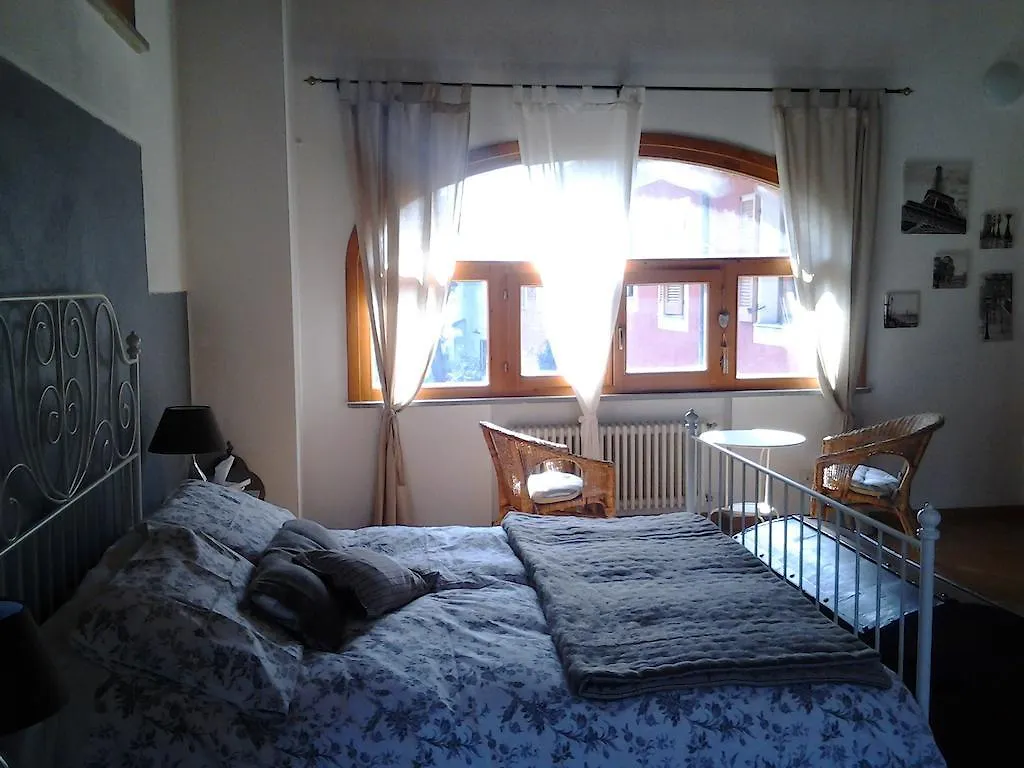 Bed & Breakfast Il Pettirosso B&B Certosa di Pavia